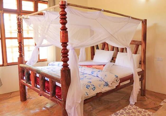 Mikumi Adventure Lodge